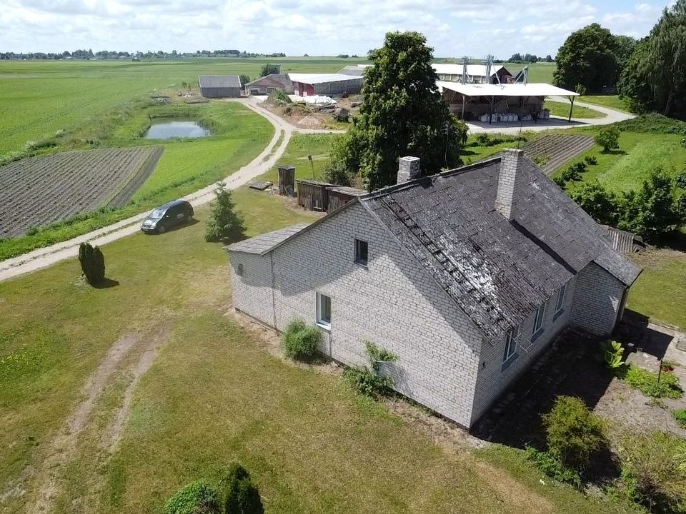 NAMAS RADVILIŠKIO R. BEINORIŠKYJE